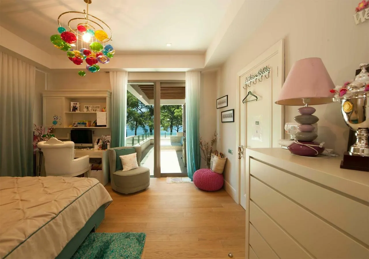 Vhillas Private Luxury Villa Azur Bodrum
