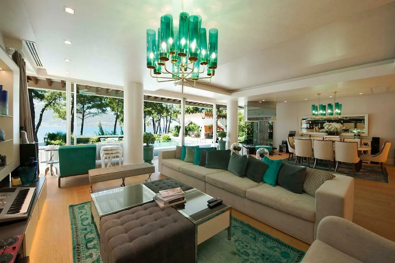 Vhillas Private Luxury Villa Azur Bodrum